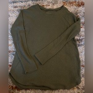 Comfy navy green American Eagle long sleeve